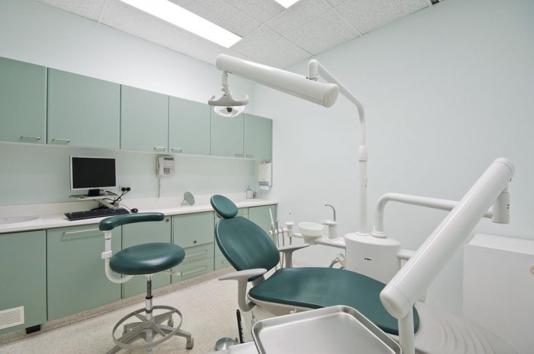 Profesjonalna realizacja aparatów ortodontycznych u doświadczonego lekarza